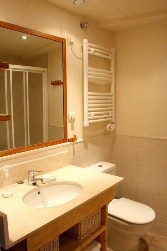 Groc Fluvia Barcelona Exterior photo